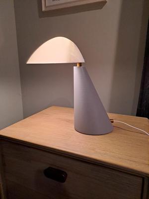 Replica mid-century lamp
