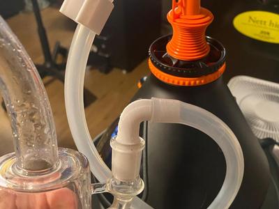 storz & bickel Vulcano Tube to Bong Adapter