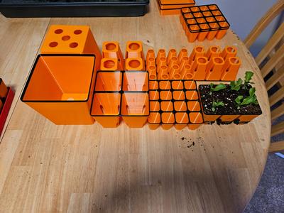 Seed Starting Trays and Accessories