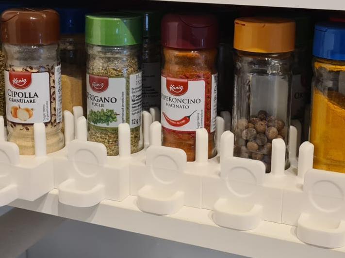 space-saving spice holder
