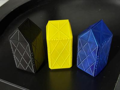 Vase Mode Box Cutter & Razor Blade Disposal Bin