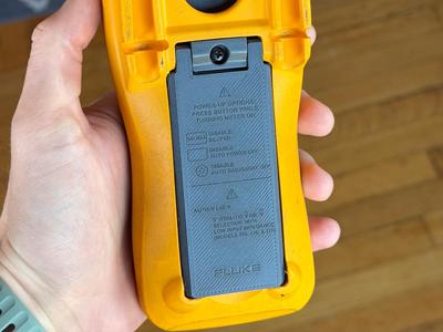 Fluke 114/115/116/117 Kickstand
