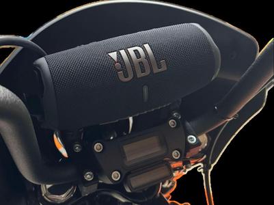 JBL Charge 5 handlebar mount