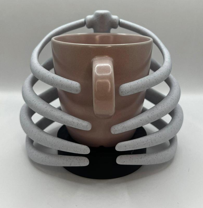 ARTICULATED RIBS COASTER
