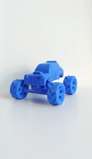 Monster Truck with suspensions