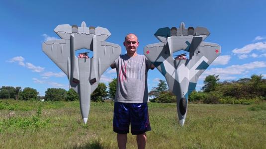 SU-57 Park Flying Pusher