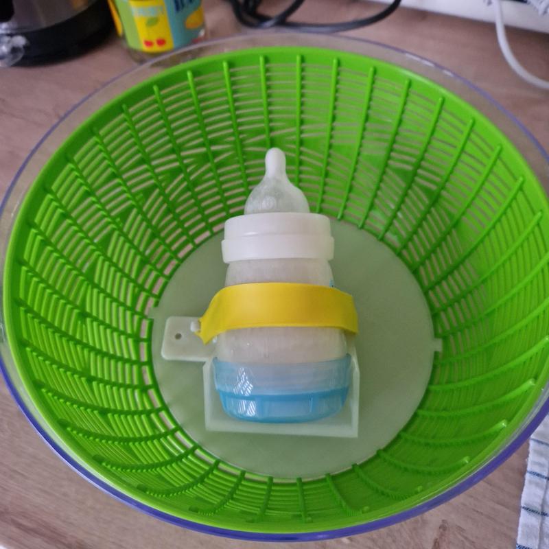 Baby bottle centrifuge