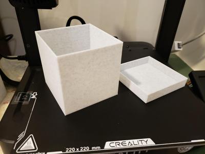 Caja con tapa