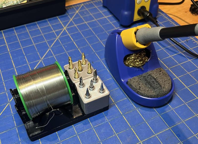 Gridfinity - Soldering Tips Holder