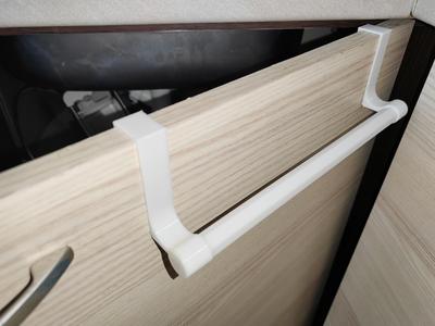 Kitchen Cabinet Door Towel Bar