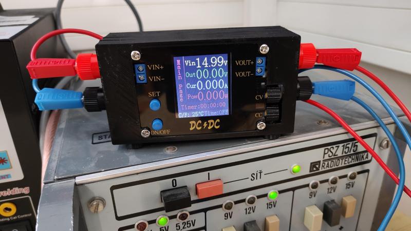 Box for stepup/down converter with regulation