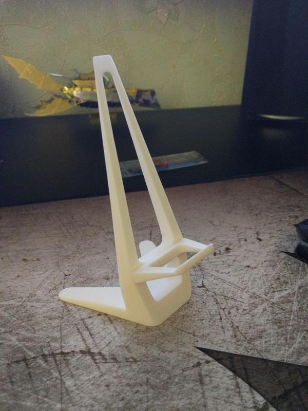 Gamepad stand