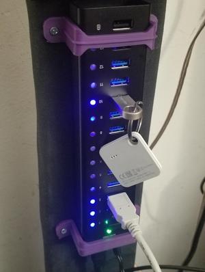 Juiced Systems 14 usb hub mount