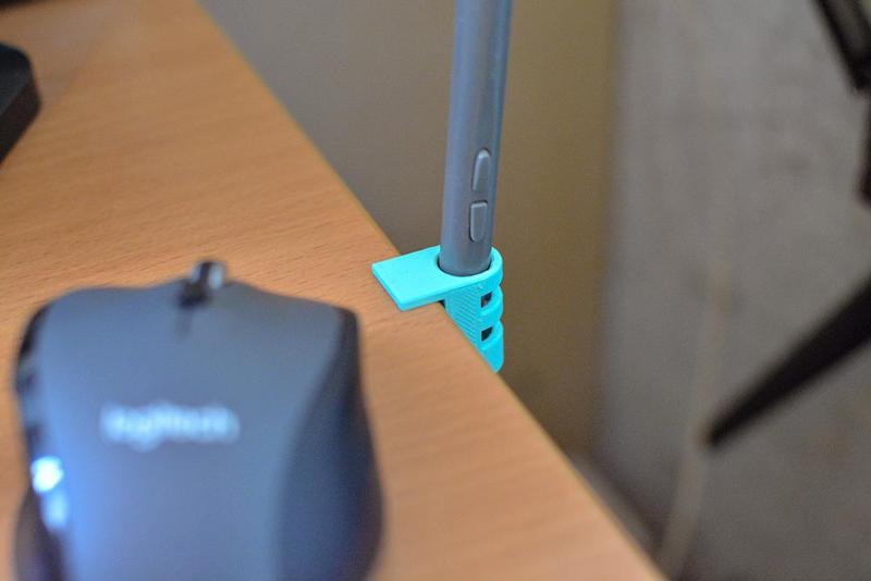 Pen holder