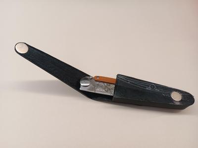Belt sheath for Deejo knife
