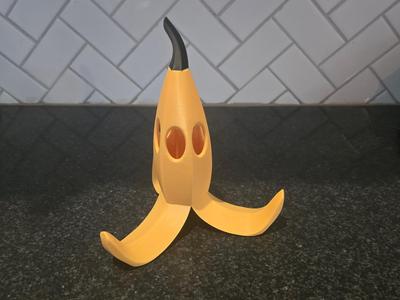 Banana pencil holder for desk