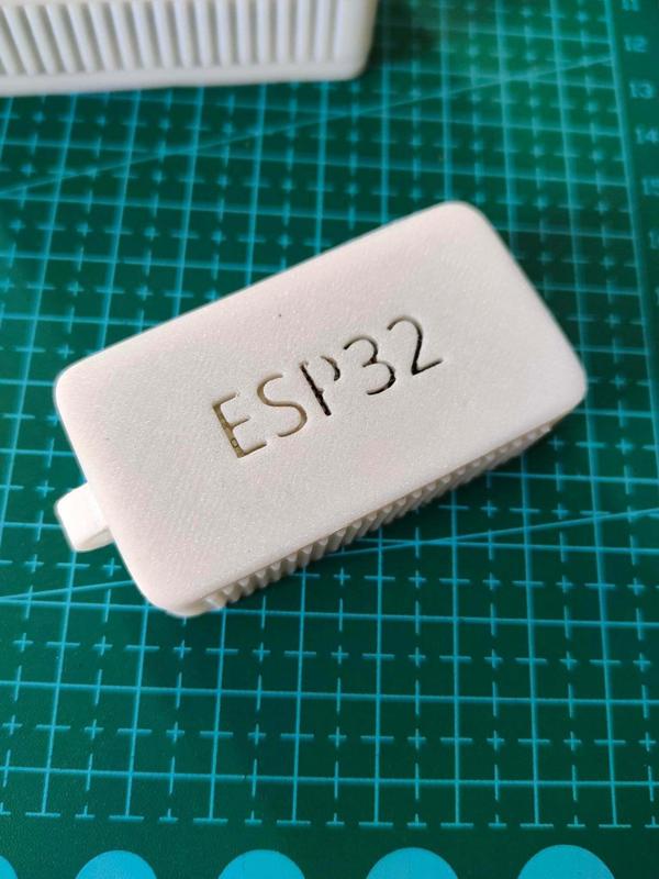 esp32 wroom az-delivery