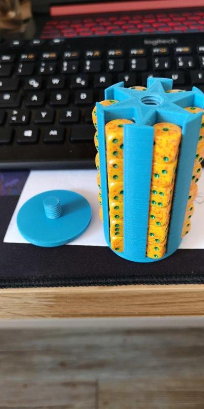 remix  Dice Holder [D6]