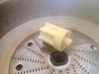 Screw for soviet juicer