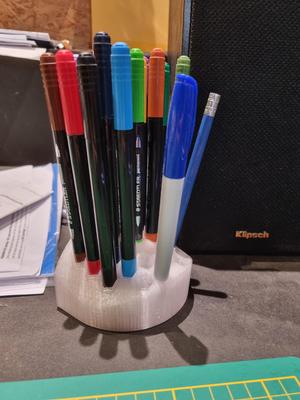 Pen holder
