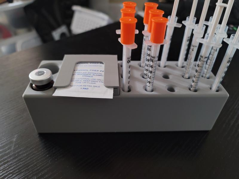 Medical staging stand (syringe based medicine)