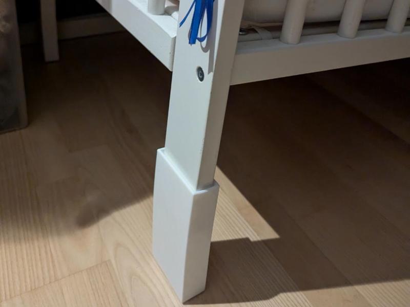 Leg extension for IKEA GULLIVER cot