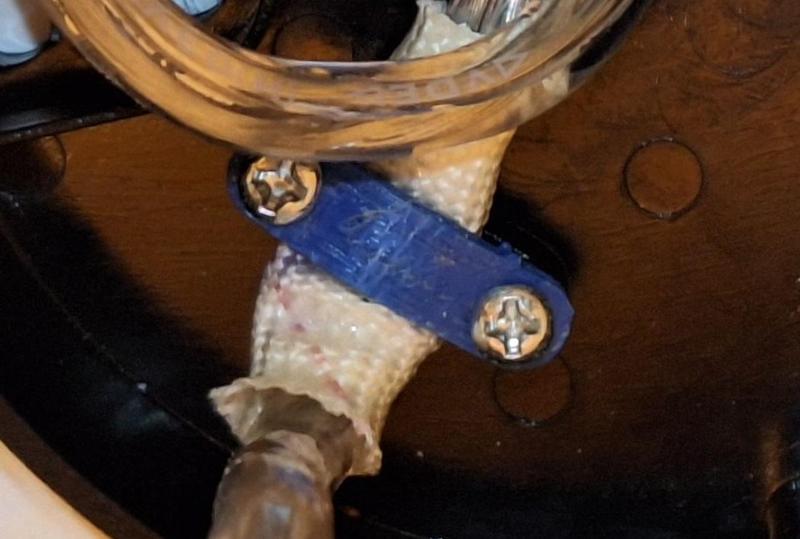 Parametric Cable strain relief clamp for electrical devices