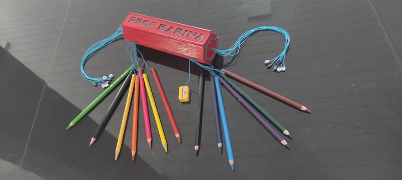 Guardian pencil holder for colored pencils