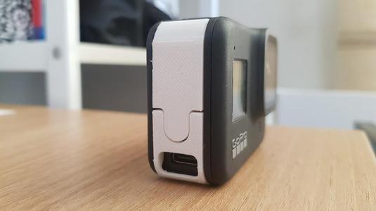 Gopro8 charging cover