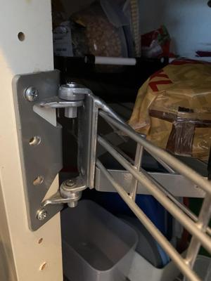 IKEA Carousel hinge