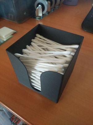 Simple Q-Tip dispenser