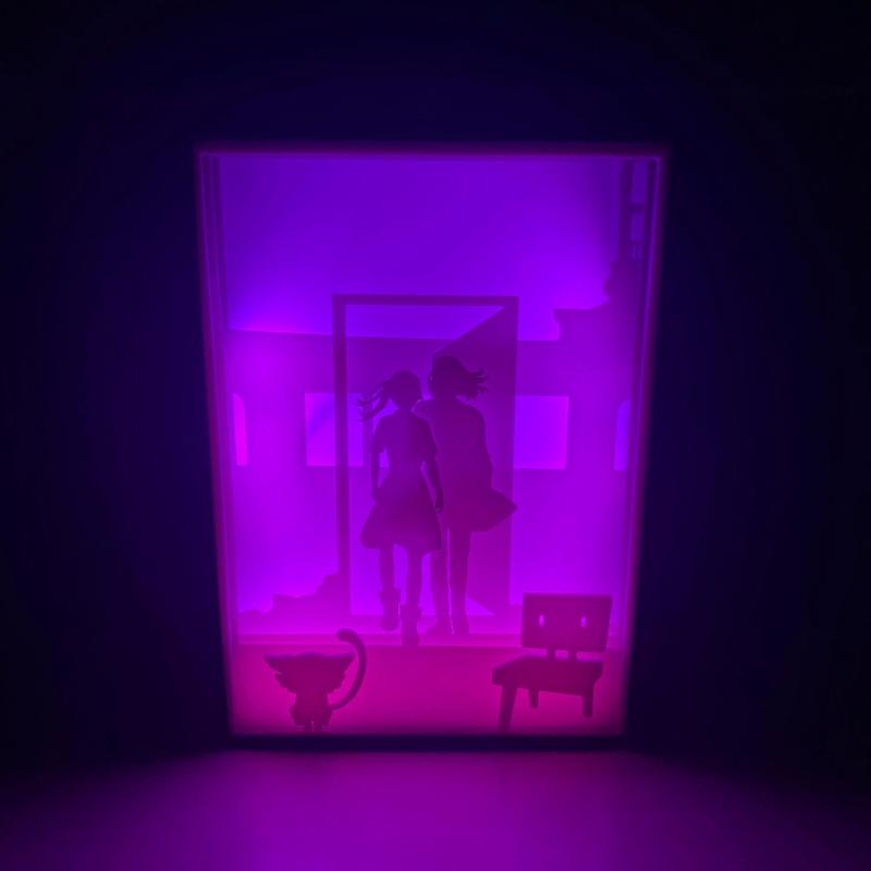 Lightbox Suzume