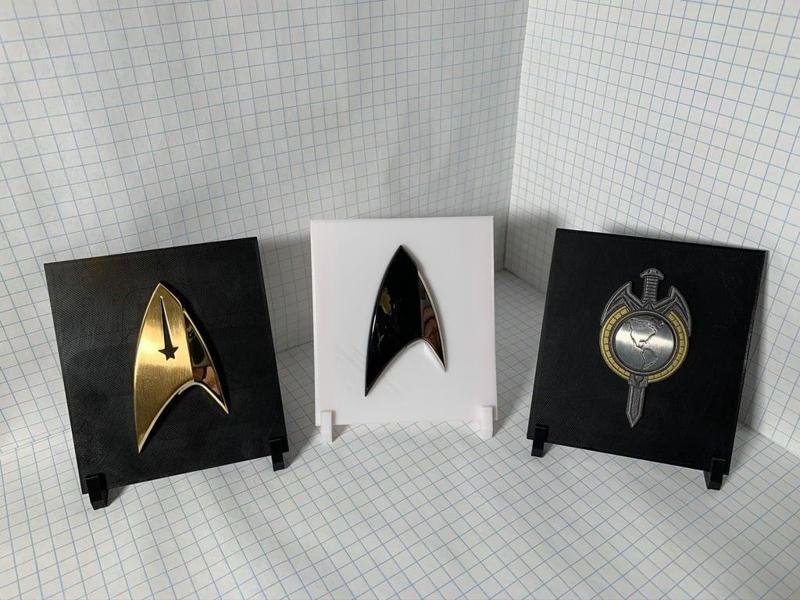 Star Trek Magnetic Pin Stand (QMX)
