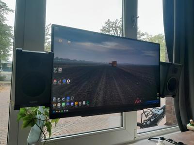 Logitech z333 to monitor mount (any vesa 100 capable monitor)