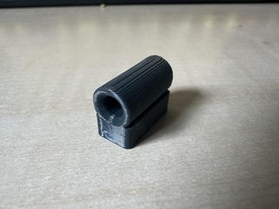 Magnetic Filament/Bowden Guide