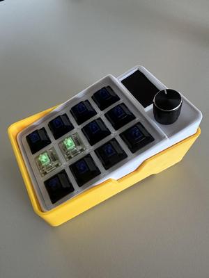 Adafruit Macropad RP2040 - Travel lid and stand