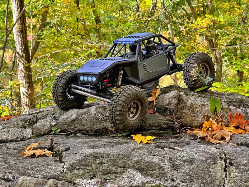 Axial Capra Quad LED Grill