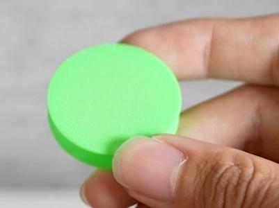 Mini Finger Disc Flyer – Snap and Soar!