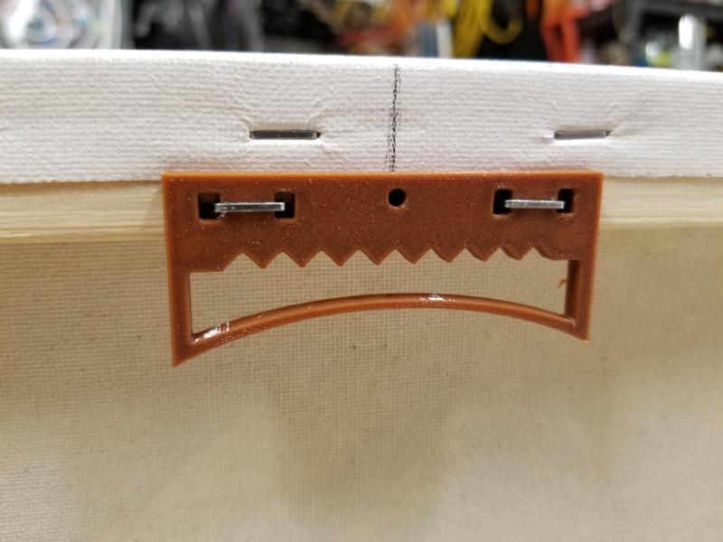 ACME Raw canvas hanger
