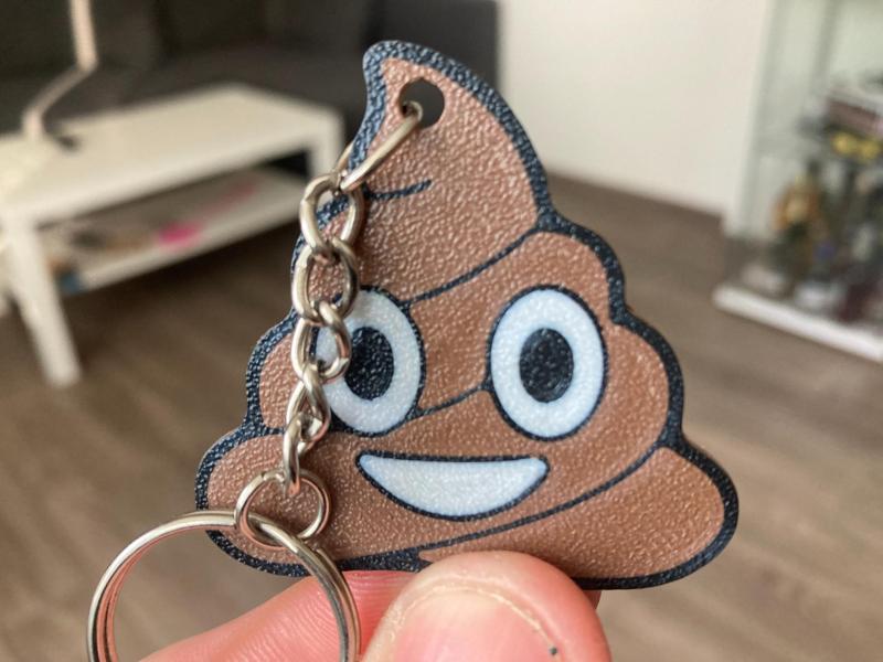 Poop emoji keychain STL