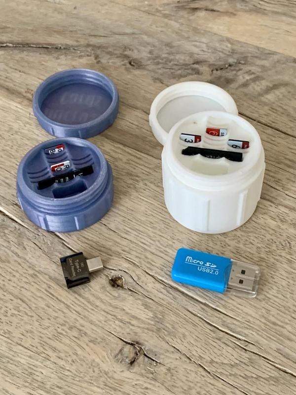 MicroSD Card Holder v2