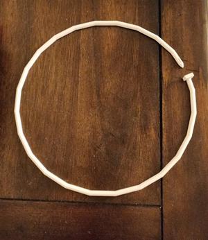 Re-string tool