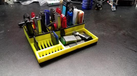 18 USB Desk Organizer
