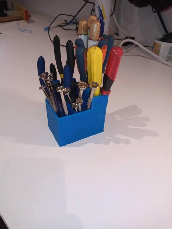 Simple Desk organizer
