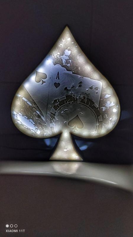 lito poker lightbox
