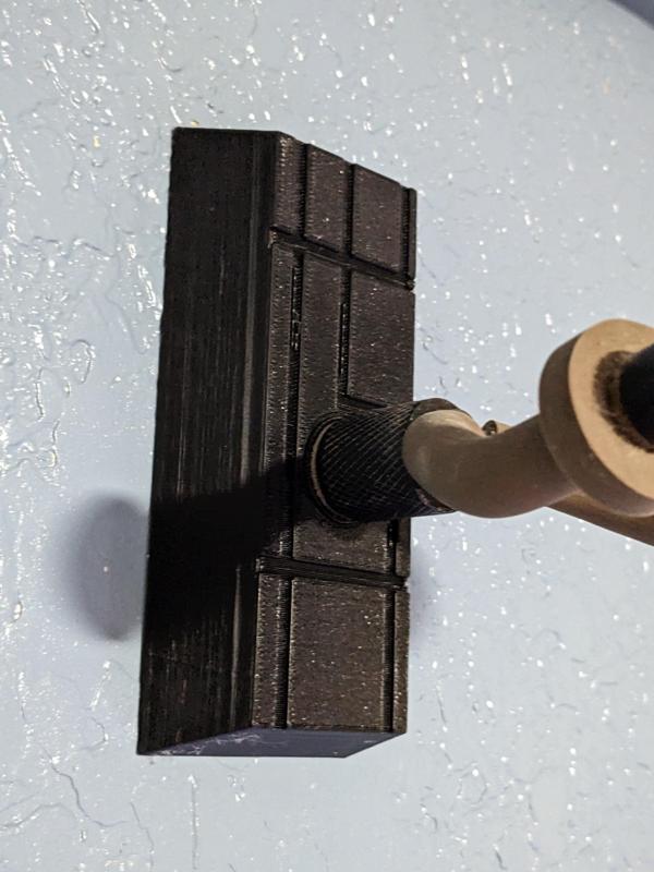 String Swing Guitar Hanger "modern" cover.