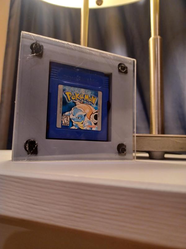Gameboy cartridge display case