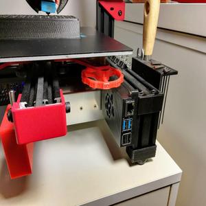Extrusion mounted Raspberry PI 4 B case