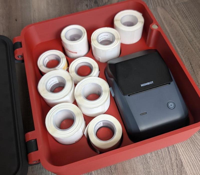 Niimbot B1 Case with storage for 9 extra rolls 