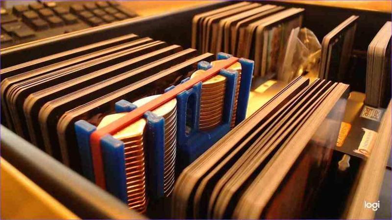 Dominion Card Chip Holder